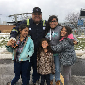 Meet your Posher, Ramon